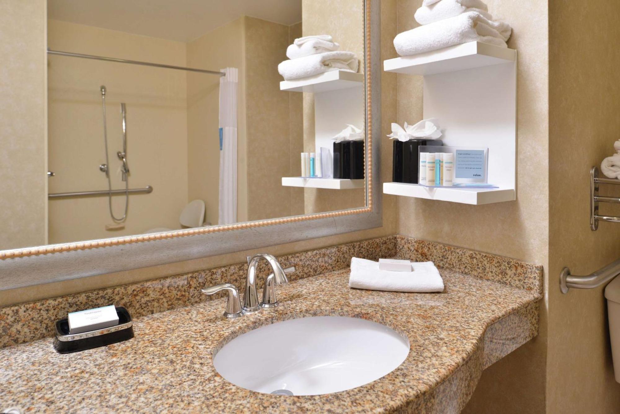 Hampton Inn Harrisonburg South Kültér fotó