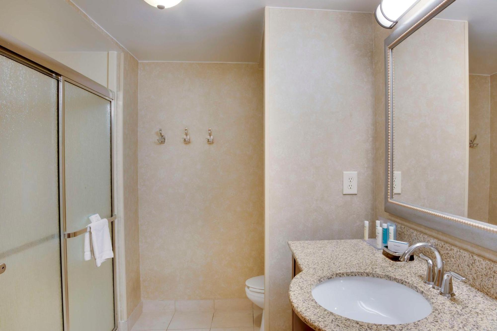 Hampton Inn Harrisonburg South Kültér fotó