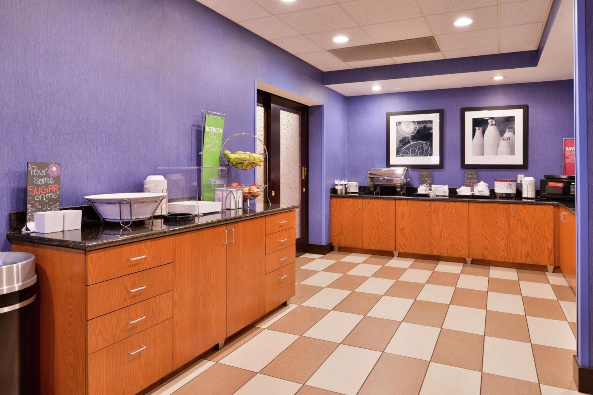 Hampton Inn Harrisonburg South Kültér fotó