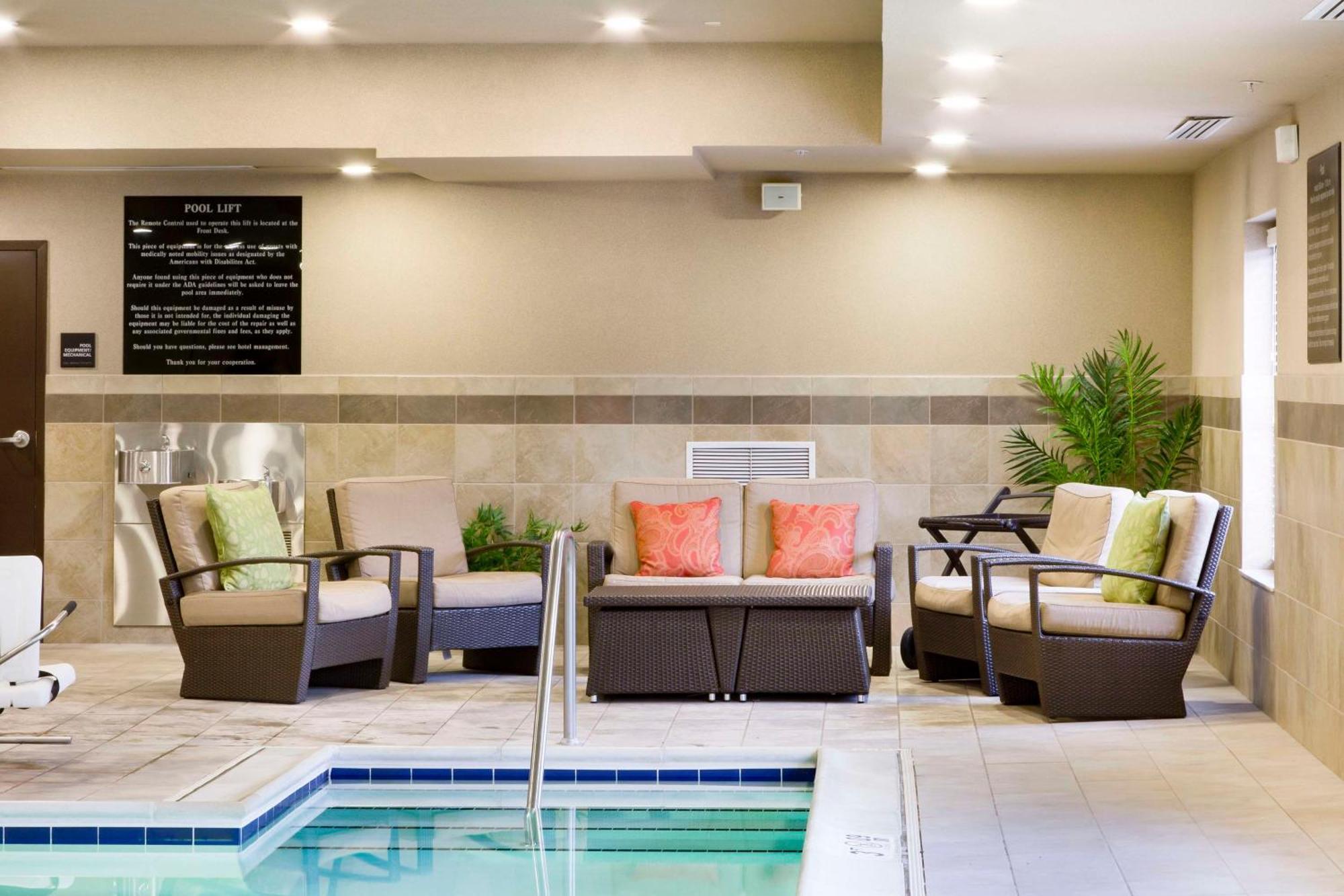 Hampton Inn Harrisonburg South Kültér fotó